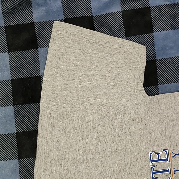 Vintage. Made in USA. Boise State University. Tee-shirt size Large. - Picture 7 of 14